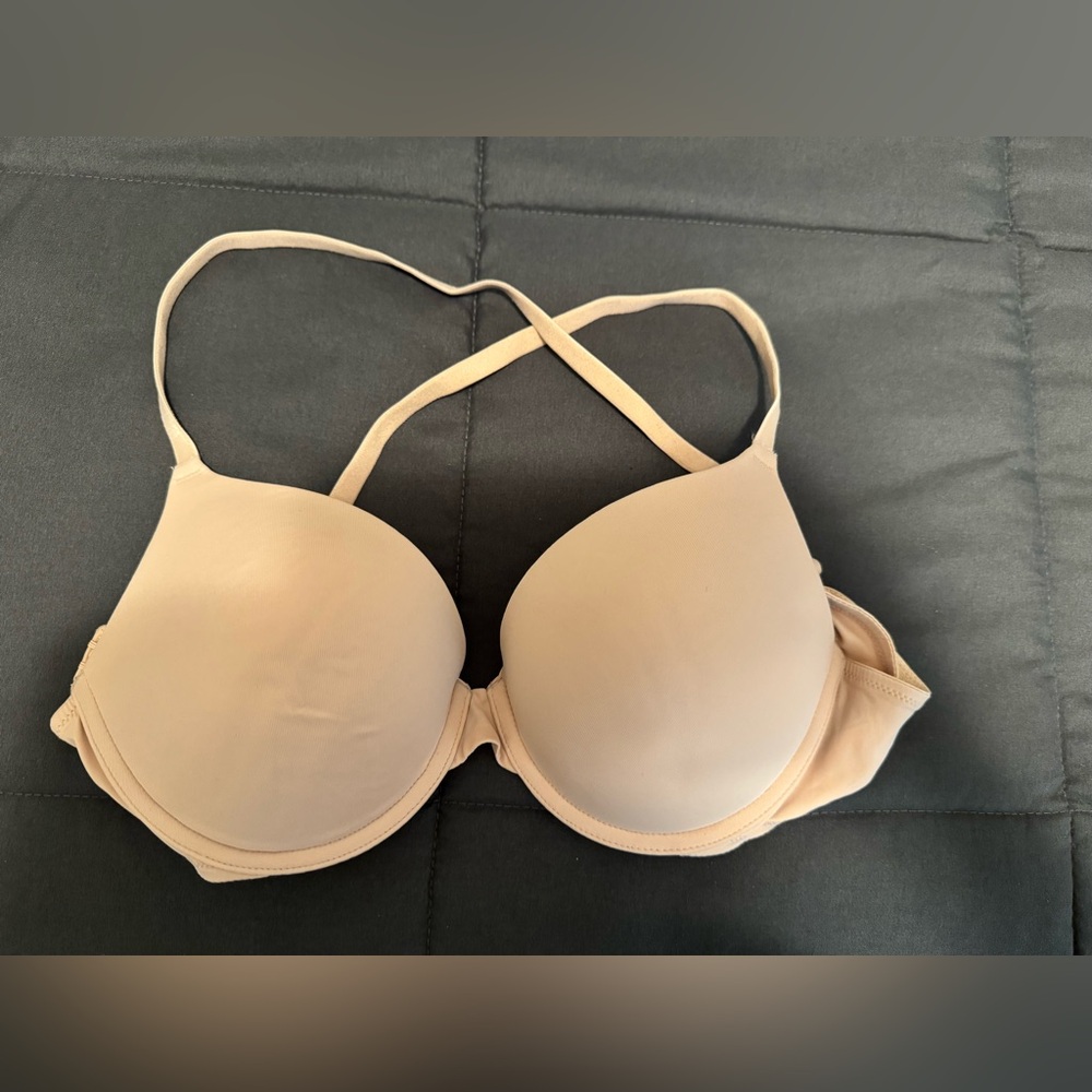 Victoria’s Secret PINK push-up bra